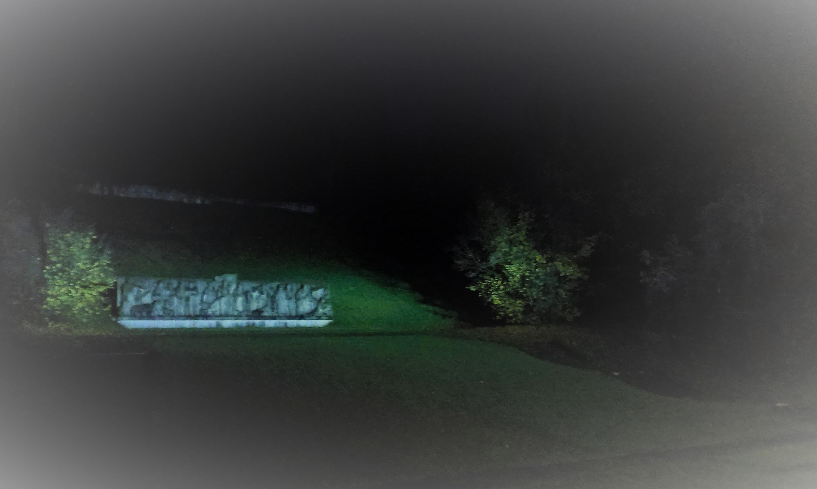 Partizánsky cintorín- osvetlenie pamätníka