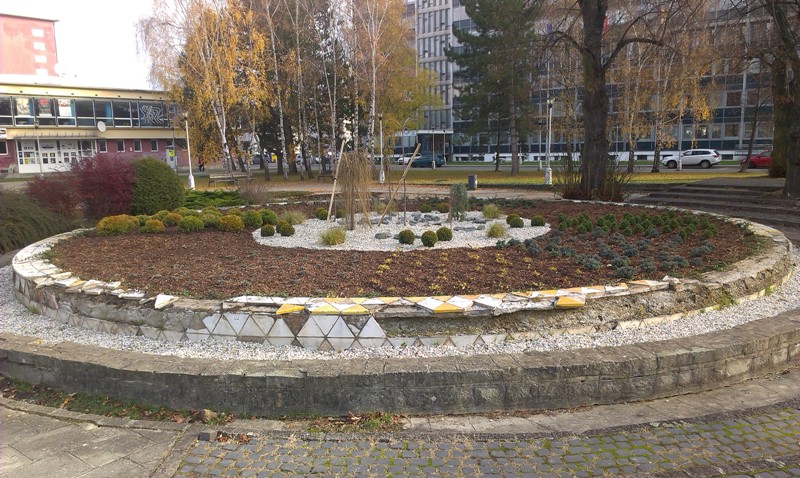 Výsadba fontány na Námestí S.H. Vajanského